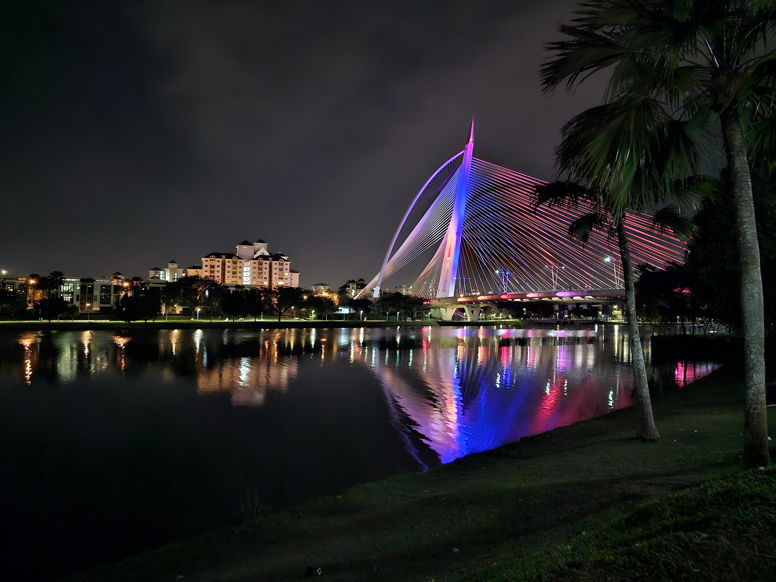Galaxy S23 Ultra Night Shot