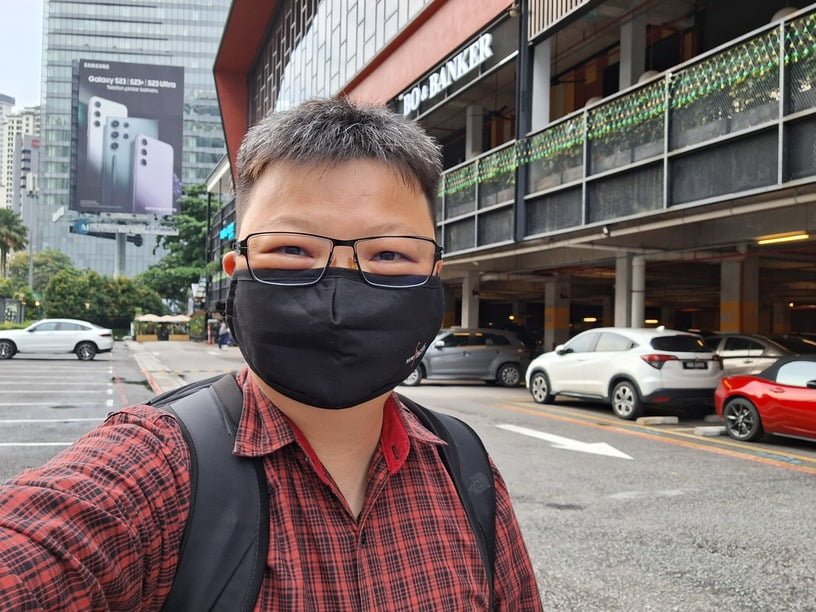 Wide Selfie Camera - Day