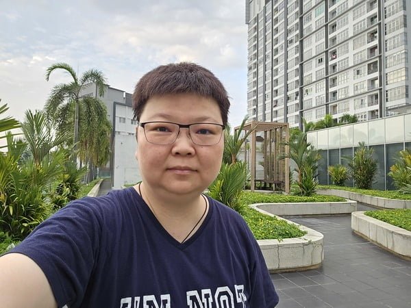 S24 Ultra Selfie Photo