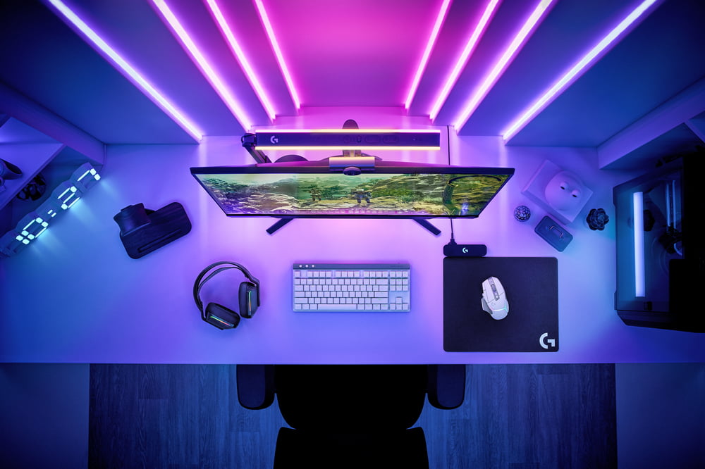 A Cutting-Edge, Low-Profile Gaming Keyboard for Ultimate Performance from the Logitech G515