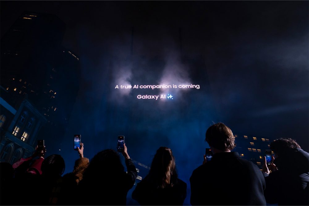 Samsung Teases New Way To Interact With Mobile Through Hologram Experience Ahead of Galaxy Unpacked 2025