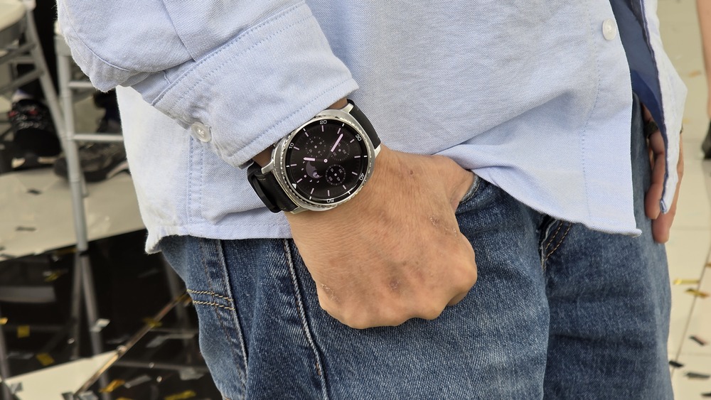 Samsung Galaxy Watch 8 Classic Review: A Return to Form with a Modern Touch