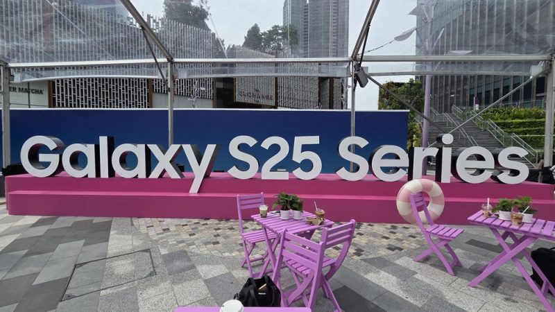 Step Into the Future at the Unfold Club: A Galactic Galaxy AI Experience at The Exchange TRX